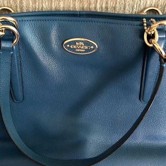Coach blue Chicago,Ellis Tote with zipper closure inside pocket with zipper - Picture 2 of 8